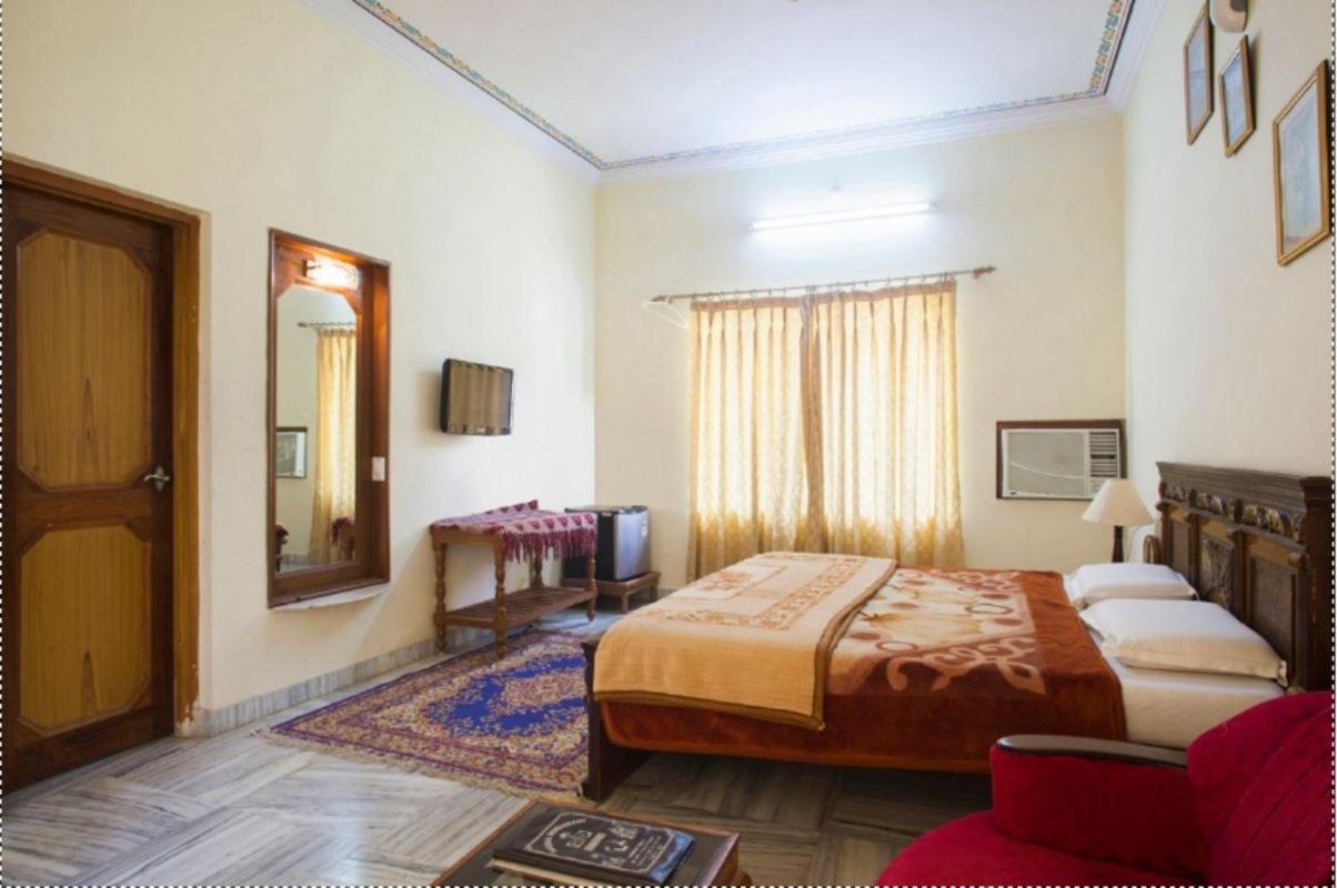 Hotel New Park Pushkar Esterno foto